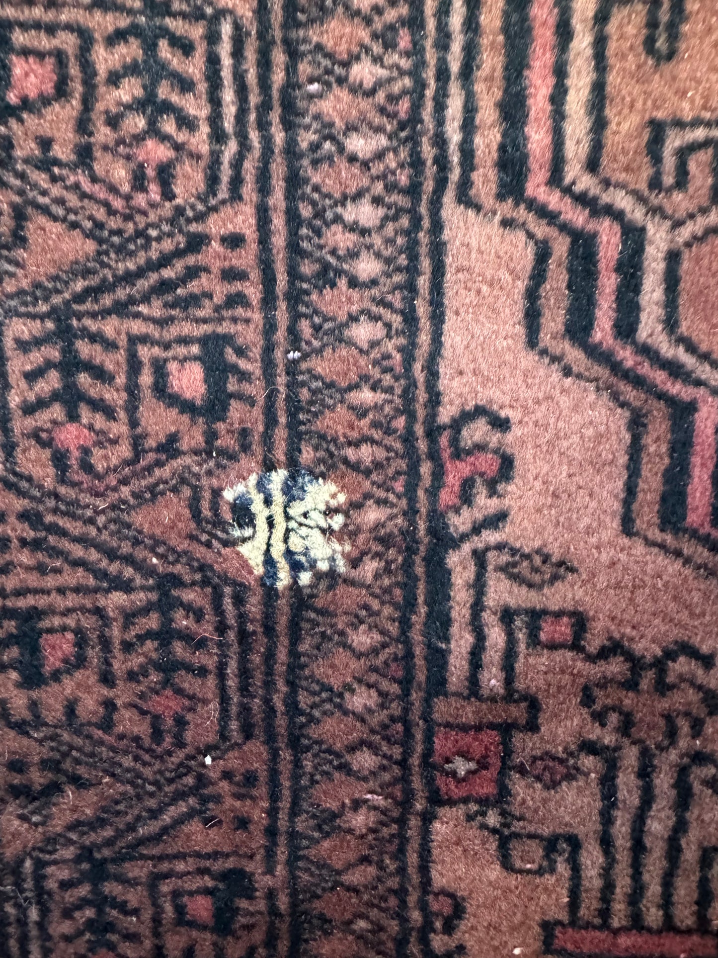 Handmade Lahore Rug 156 x 100 cm | 5.12 x 3.28 ft