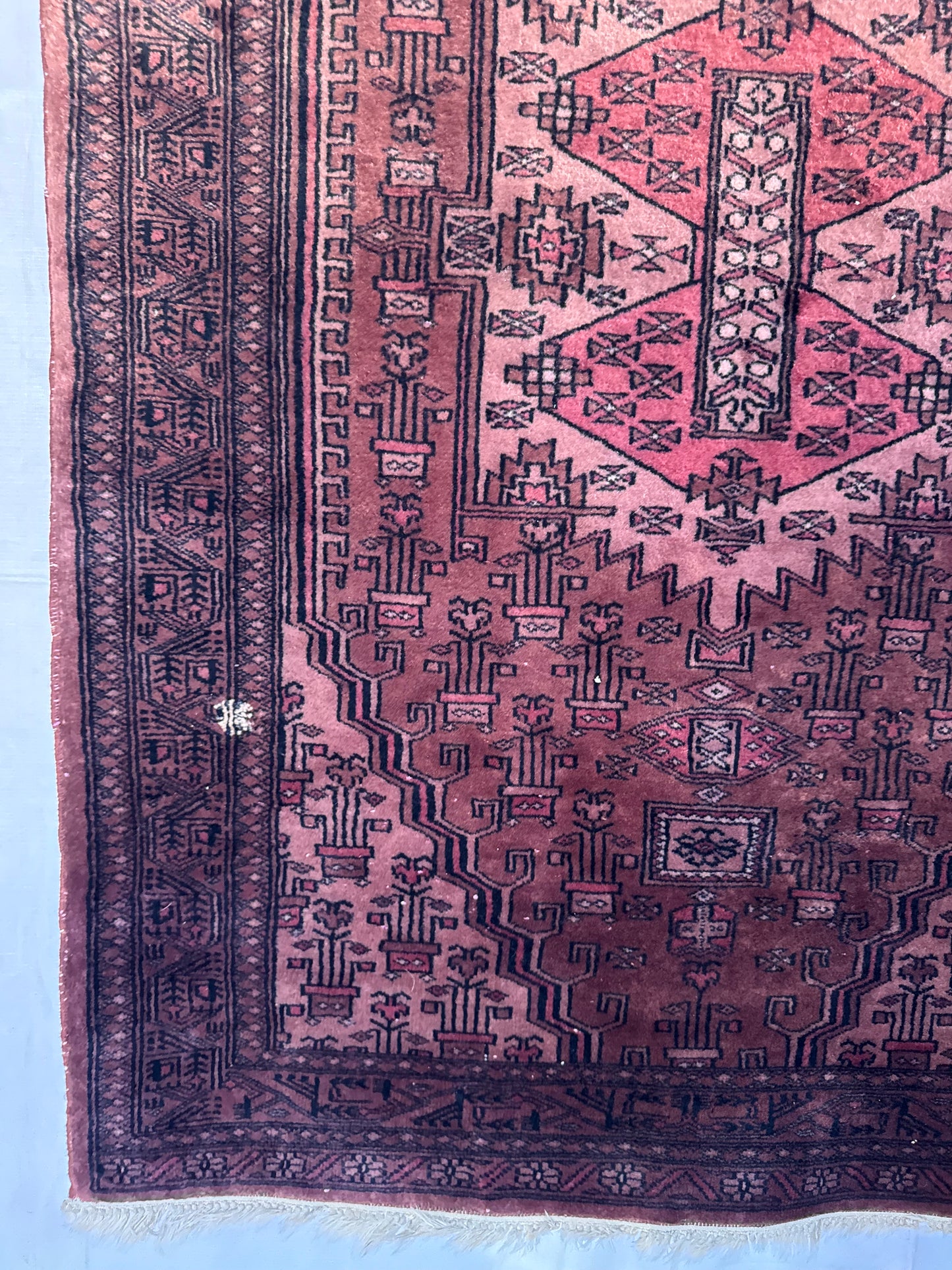 Handmade Lahore Rug 156 x 100 cm | 5.12 x 3.28 ft