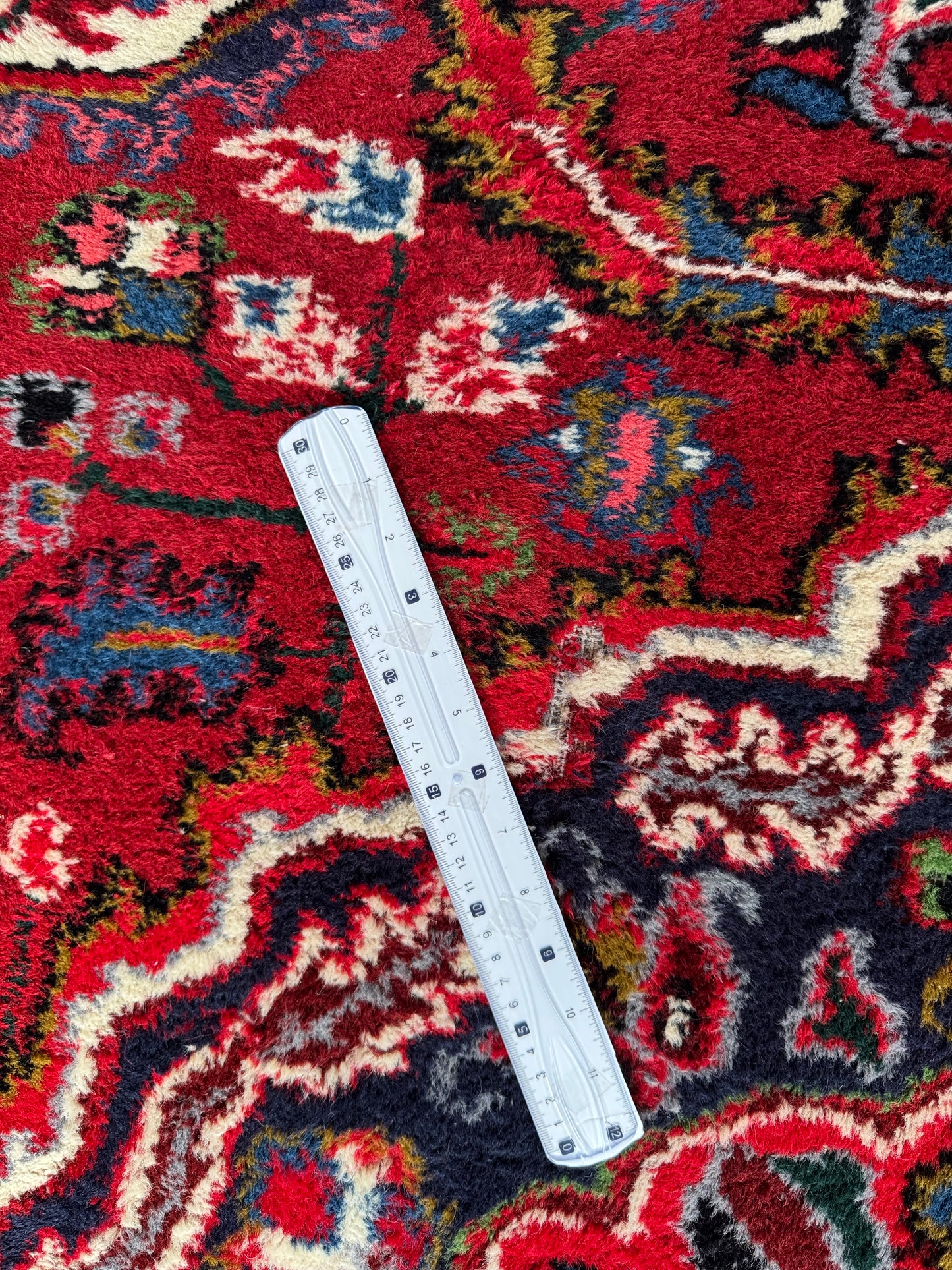 Handmade Persian Bakhtiar 300 x 190 cm | 9.84 x 6.23 ft