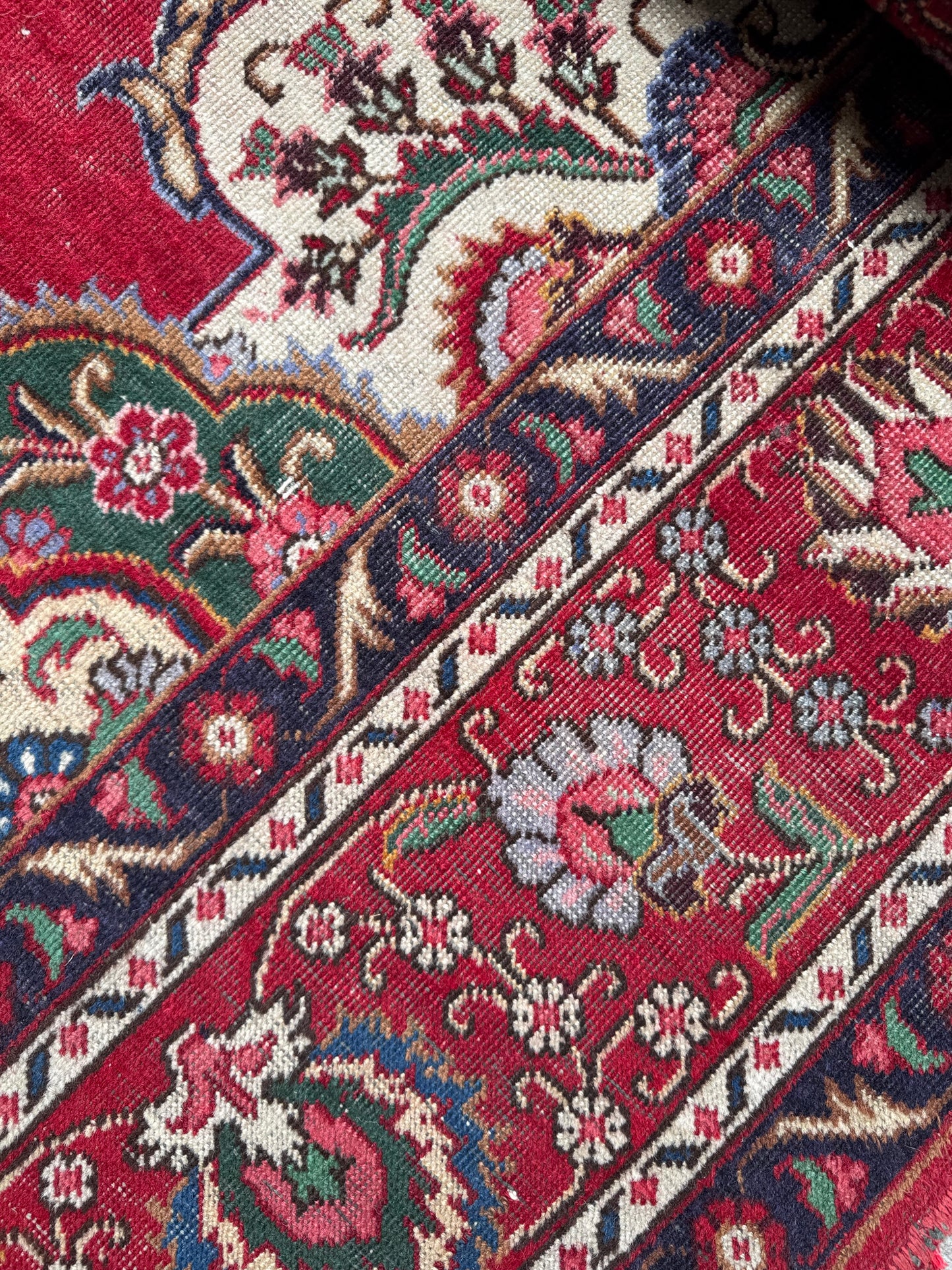 📌 RESERVED Handmade Persian Sarouk Rug
345 x 260 cm | 11.3 x 8.5 ft
