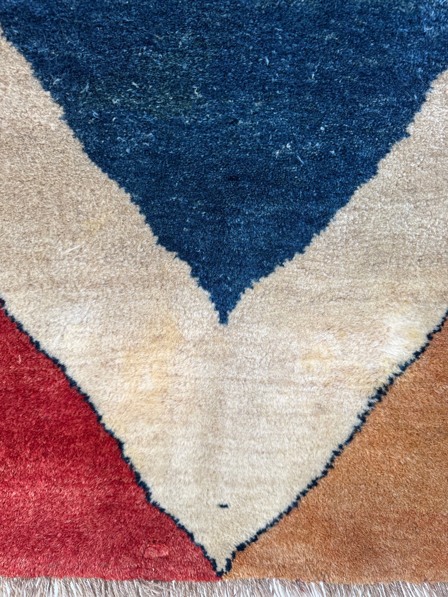 Handmade Persian Gabbeh Rug 155 x 140 cm | 5.09 x 4.59 ft