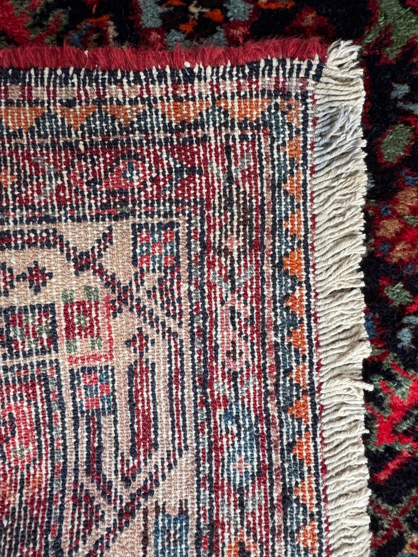 Handmade Persian Tuyserkan Rug 160 x 110cm | 5.25 x 3.61 ft