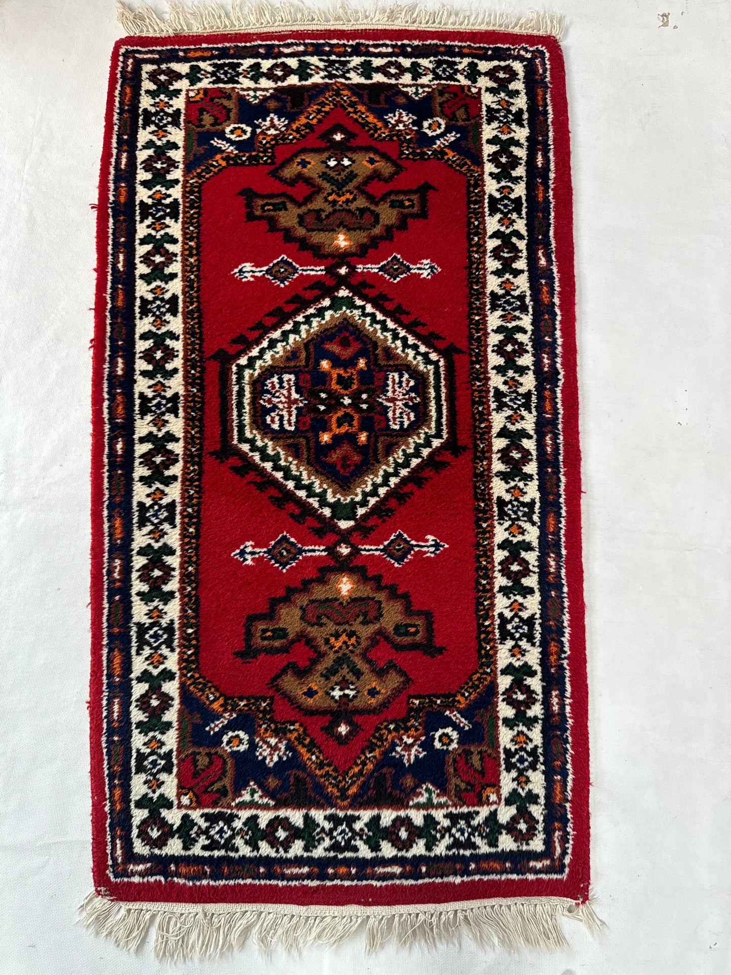 Handmade Indo Koliai 124 x 63 cm | 4.07 x 2.07 ft