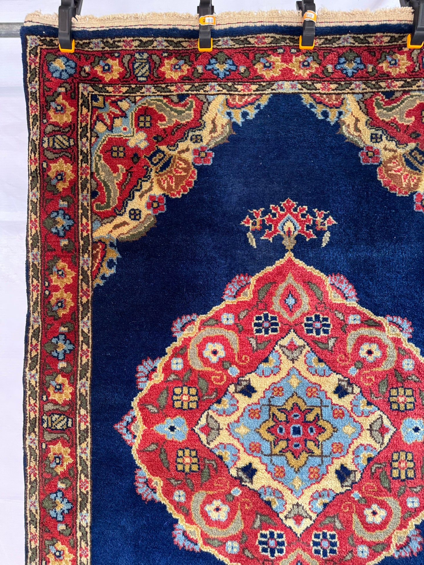 Handmade Romainian Rug 157 x 102 cm | 5.15 x 3.35 ft