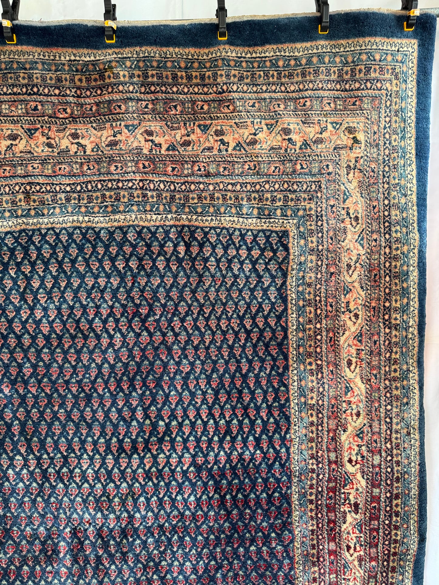 Handmade Persian Sarouk Mir Rug
335 x 240 cm | 11.0 x 7.9 ft
