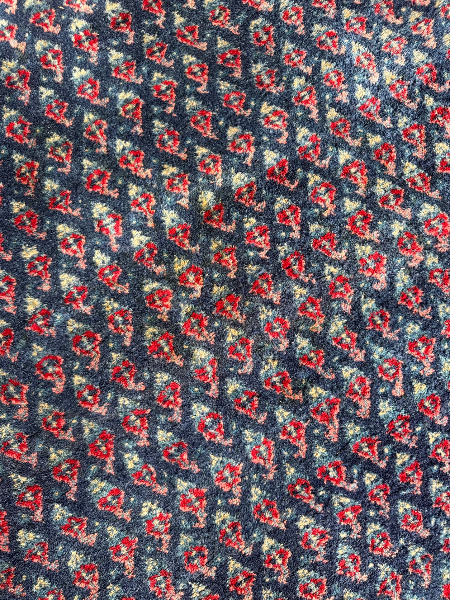 Handmade Persian Sarouk Mir Rug
335 x 240 cm | 11.0 x 7.9 ft
