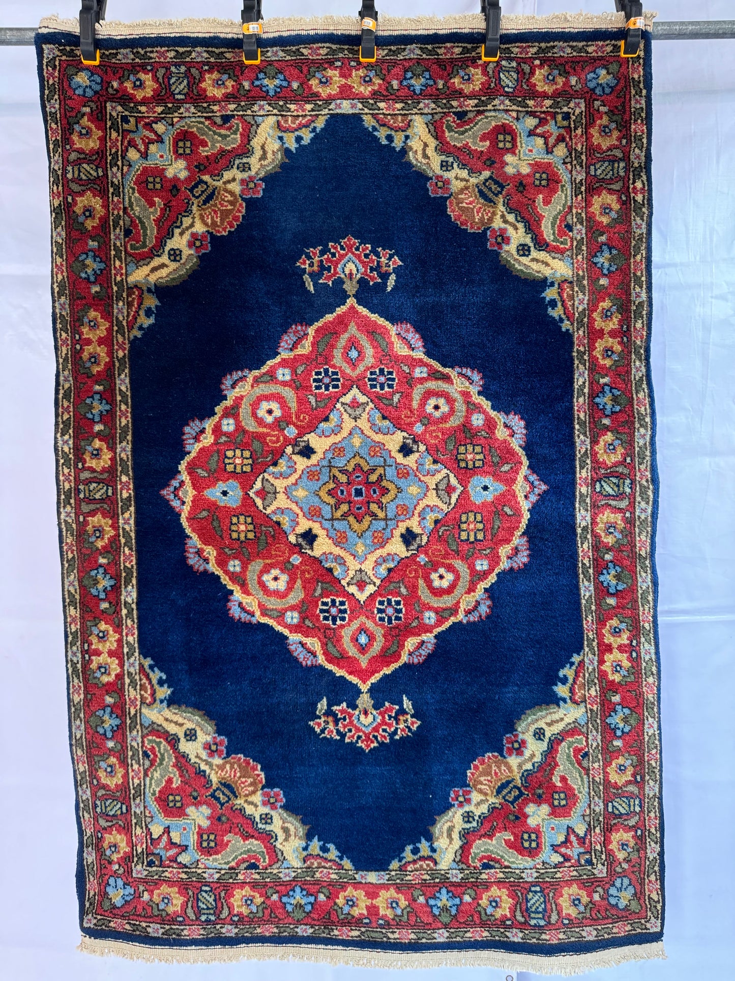 Handmade Romainian Rug 157 x 102 cm | 5.15 x 3.35 ft