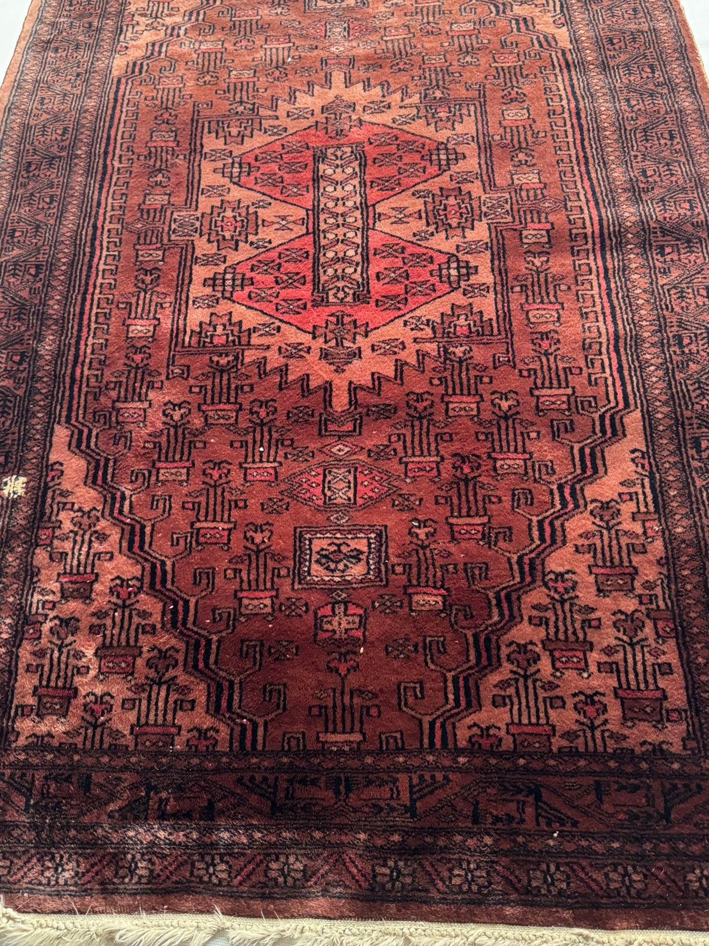 Handmade Lahore Rug 156 x 100 cm | 5.12 x 3.28 ft