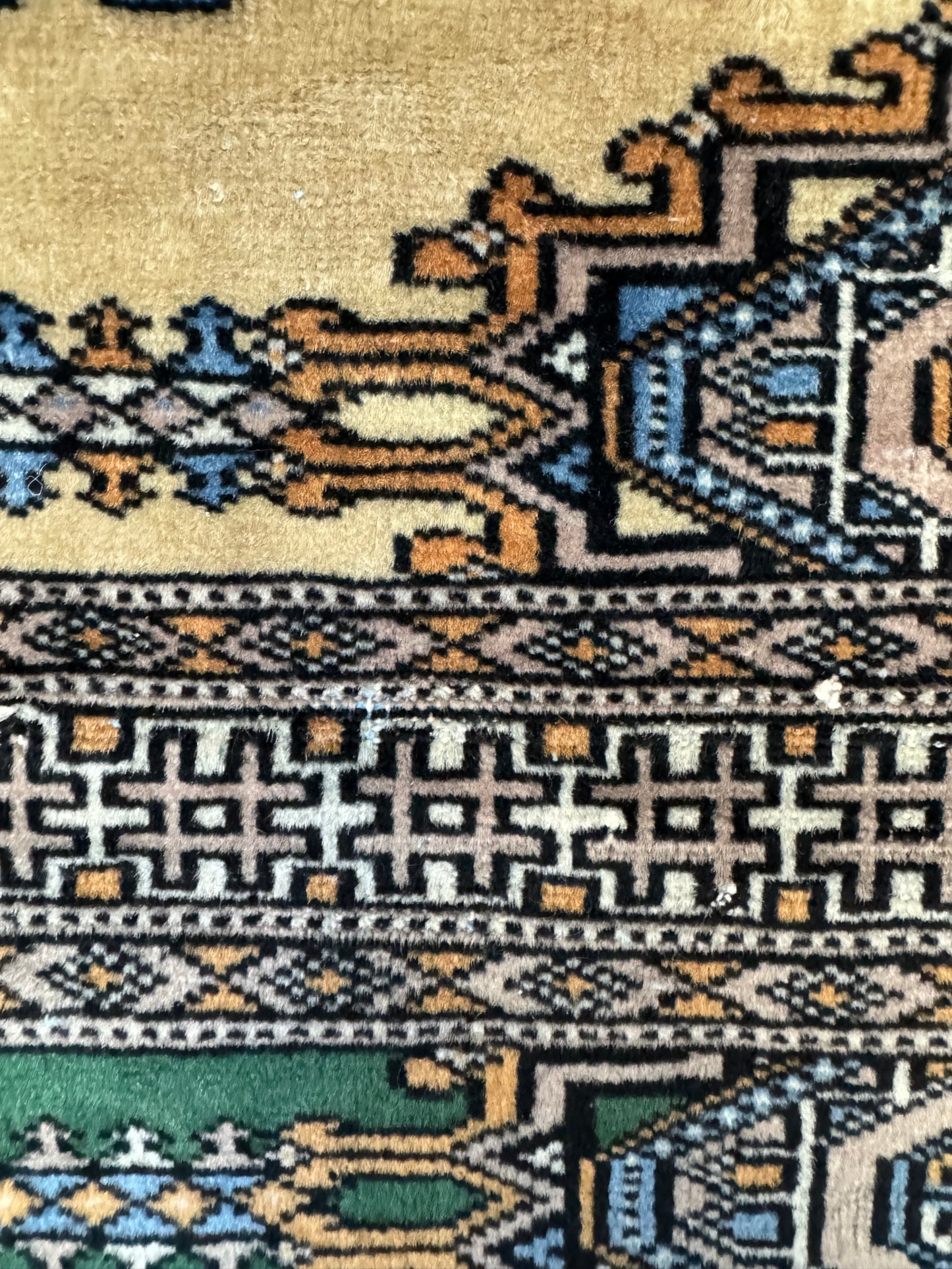 Handmade Saf Rug 120 x 61 cm | 3.94 x 2 ft