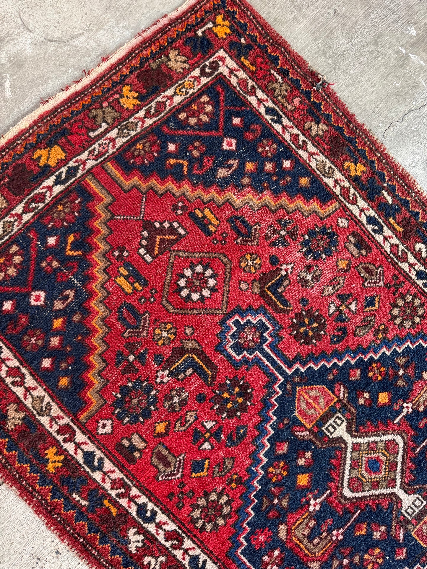 Handmade Persian Hamadan 
190 x 100 cm | 6.23 x 3.28 ft