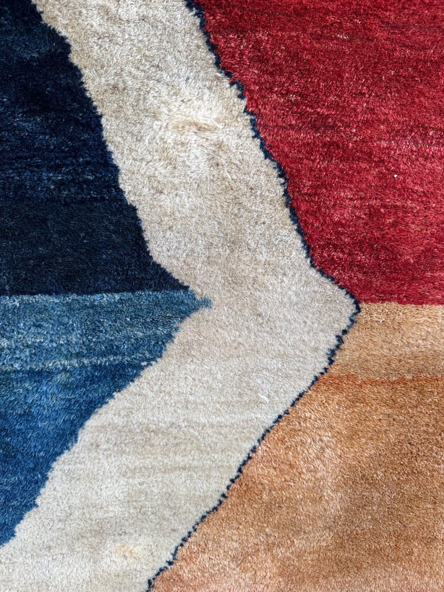 Handmade Persian Gabbeh Rug 155 x 140 cm | 5.09 x 4.59 ft