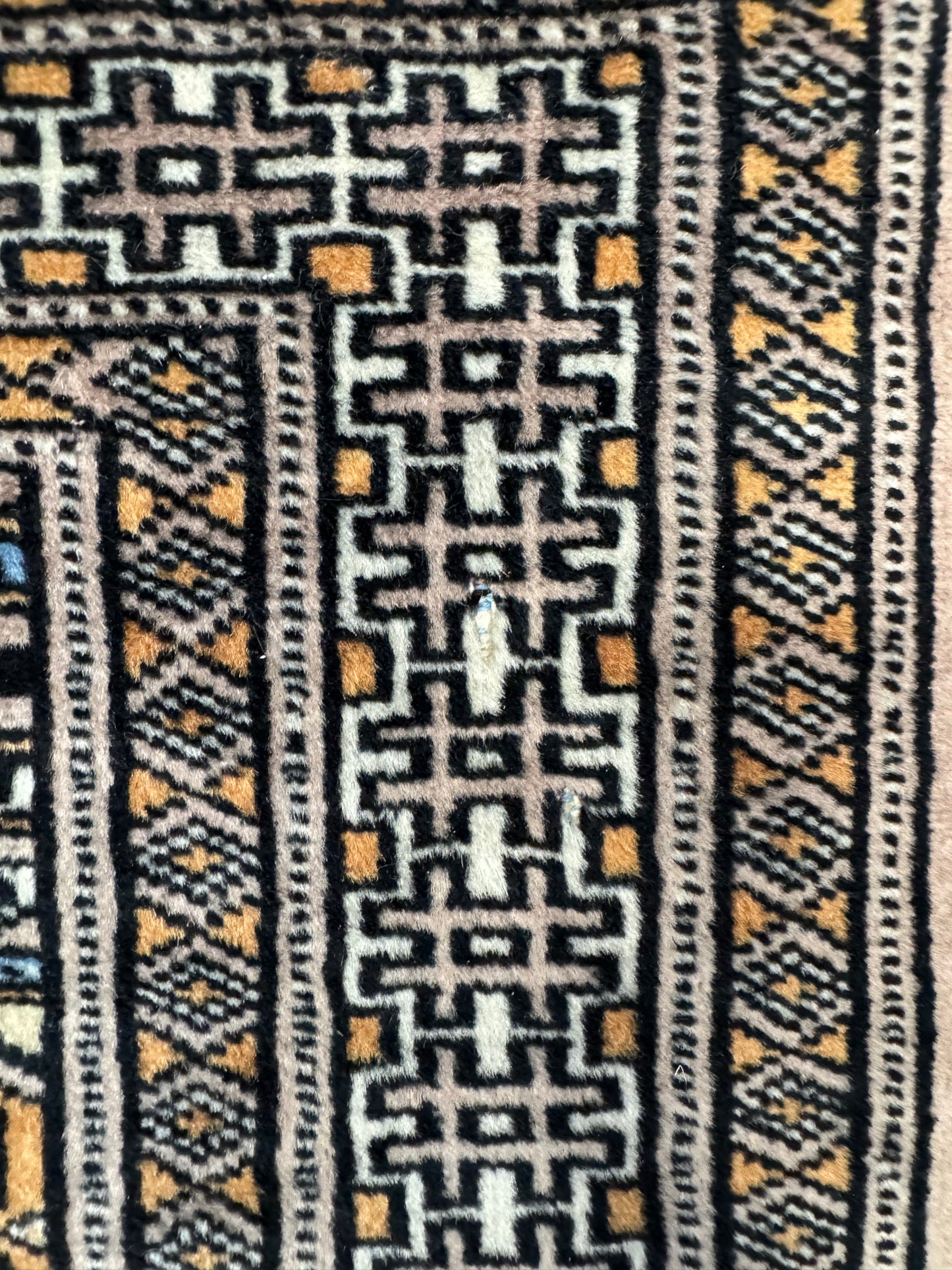 Handmade Saf Rug 120 x 61 cm | 3.94 x 2 ft