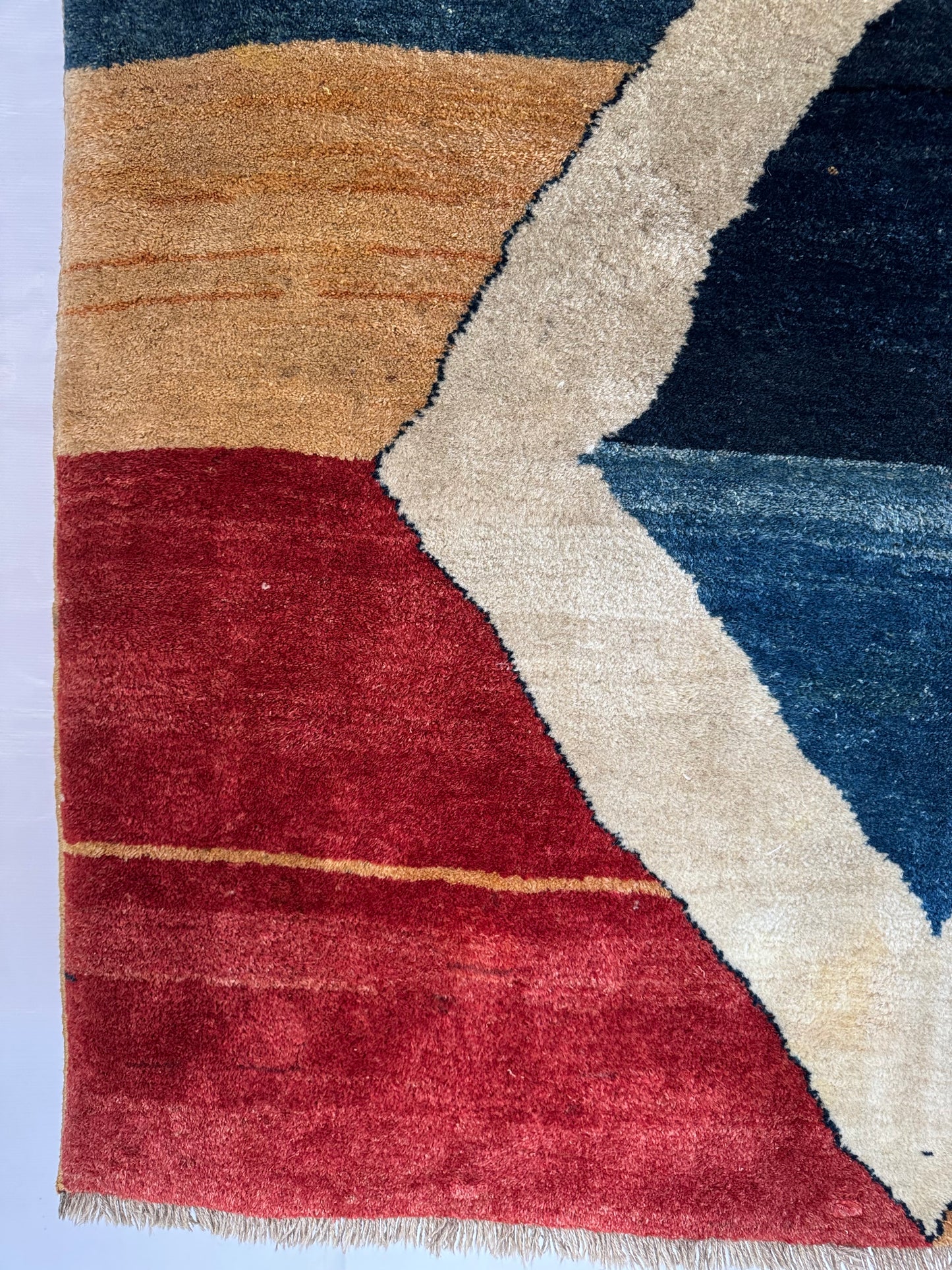 Handmade Persian Gabbeh Rug 155 x 140 cm | 5.09 x 4.59 ft