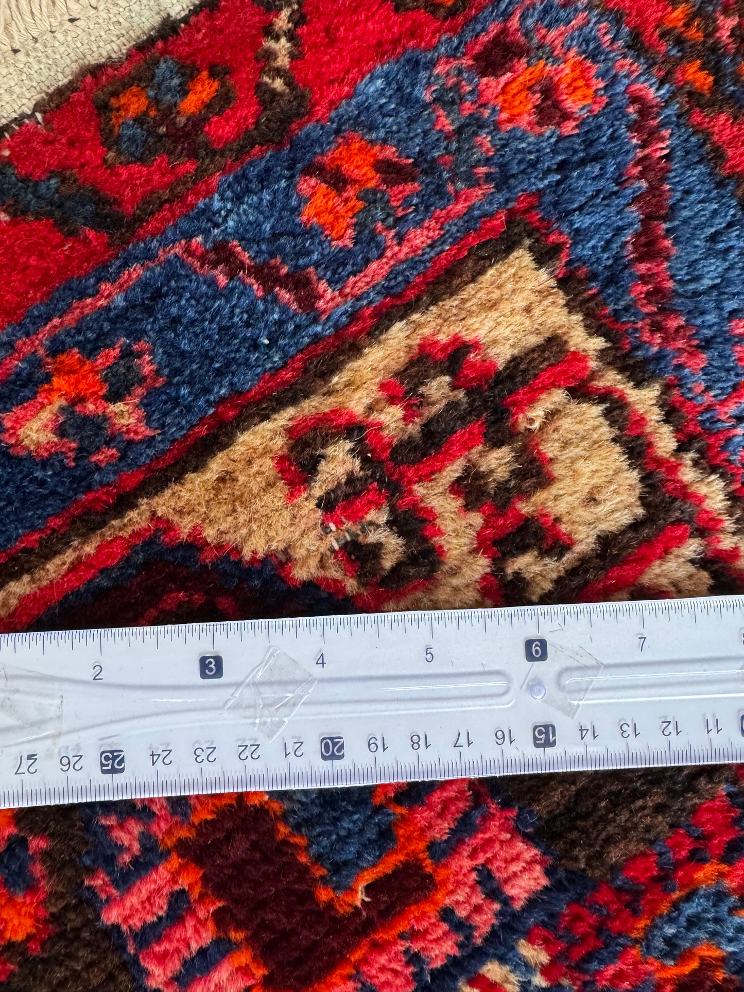 Handmade Persian Nahavand Rug 195 x 107 cm | 6.4 x 3.51 ft