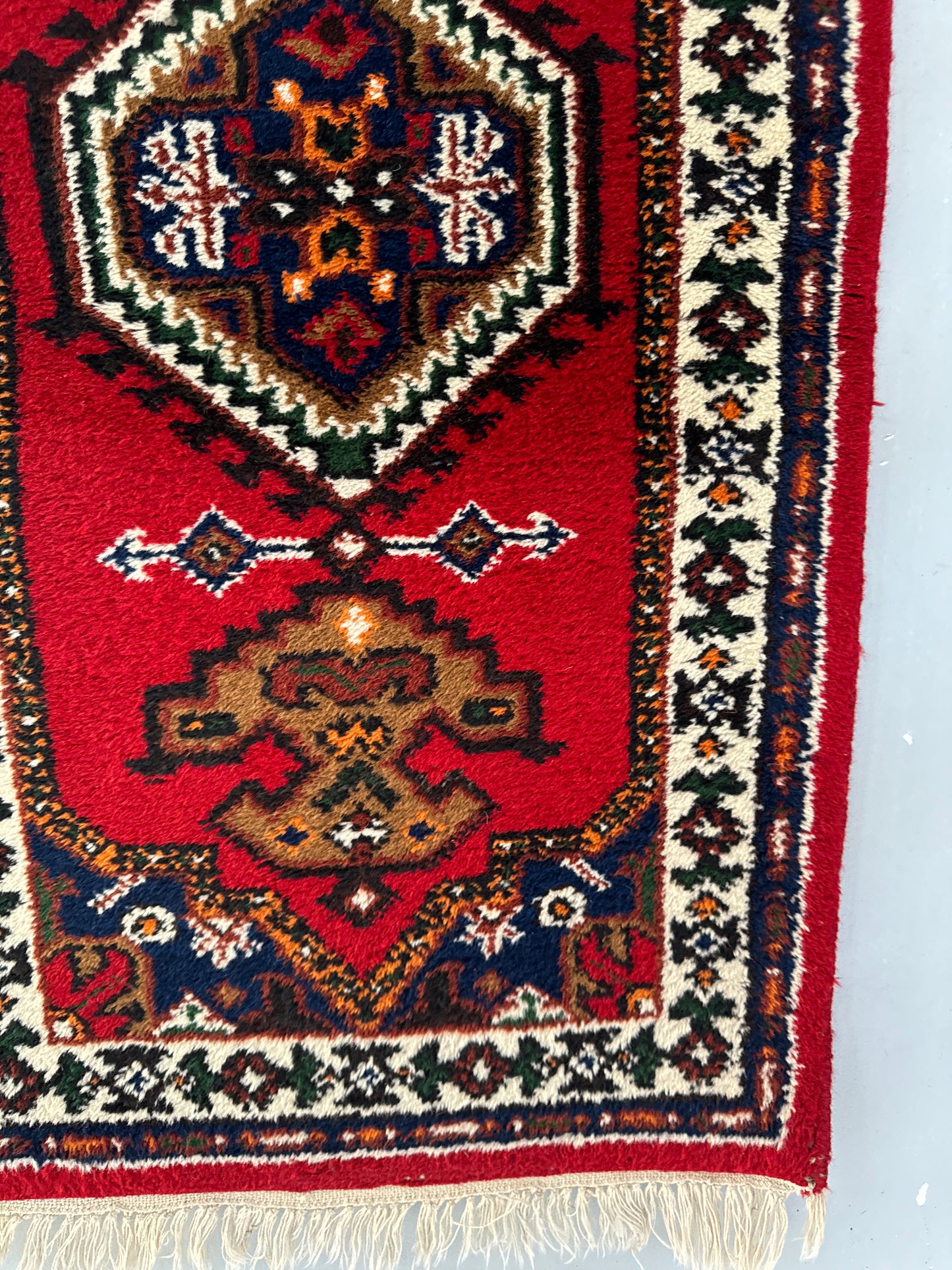 Handmade Indo Koliai 124 x 63 cm | 4.07 x 2.07 ft