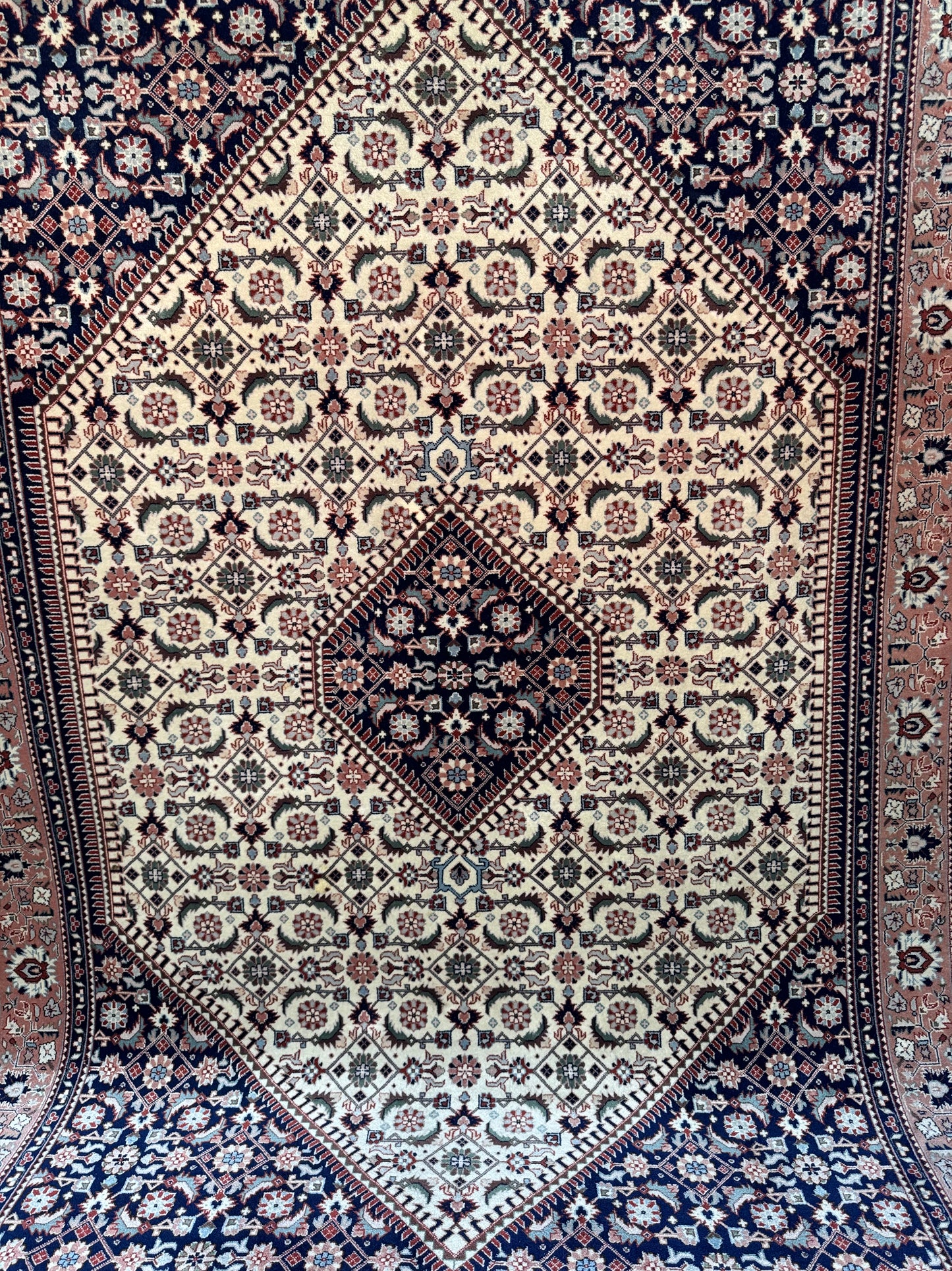 Handmade Persian Bidjar Rug 277 x 186 cm | 9.09 x 6.1 ft