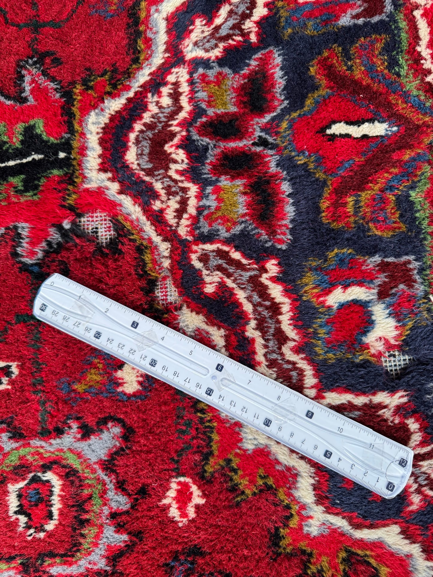 Handmade Persian Bakhtiar 300 x 190 cm | 9.84 x 6.23 ft