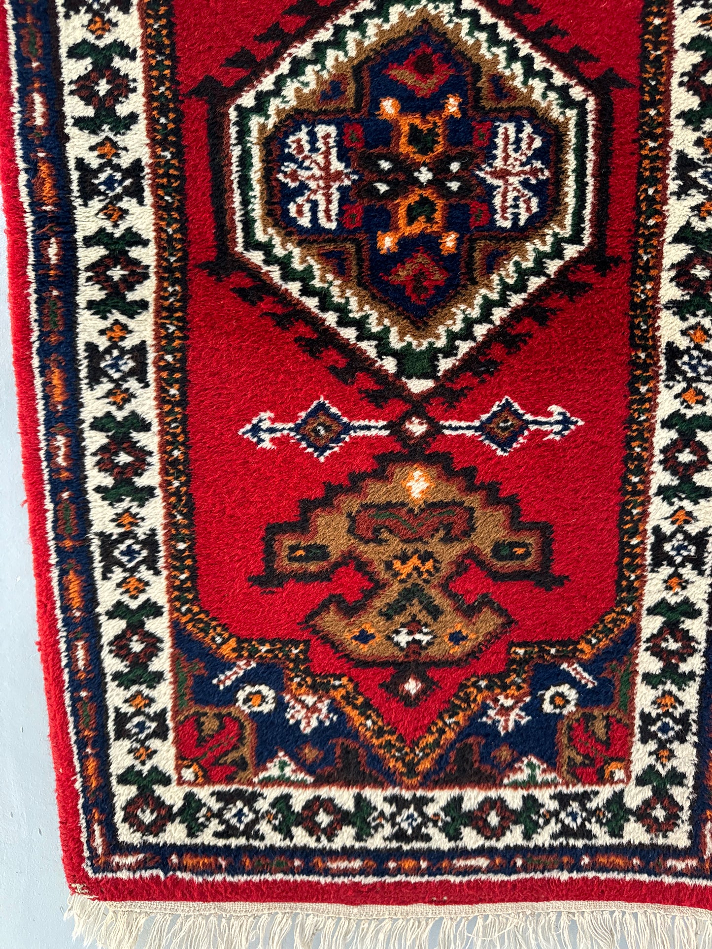 Handmade Indo Koliai 124 x 63 cm | 4.07 x 2.07 ft