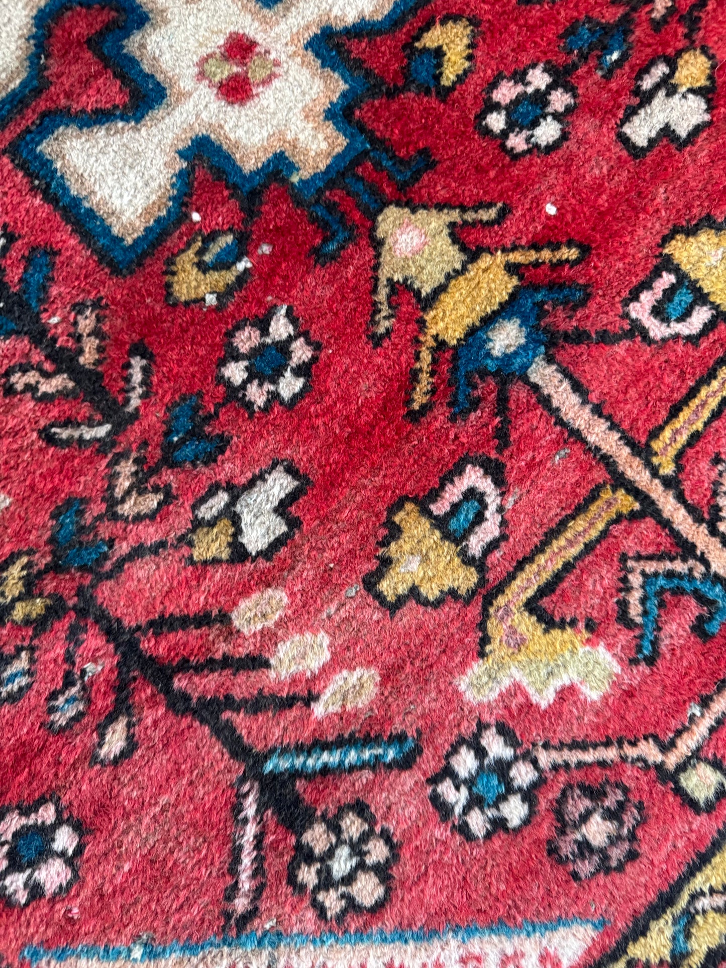 Handmade Persian Hamadan Rug 145 x 103 cm | 4.8 x 3.4 ft