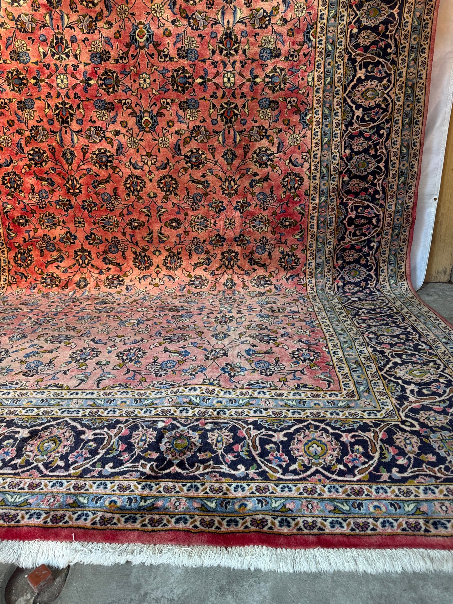 Handmade Persian Sarouk 360 x 255 cm | 11.81 x 8.37 ft