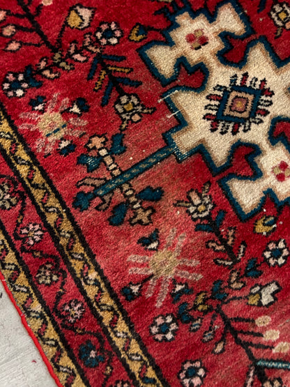 Handmade Persian Hamadan Rug 145 x 103 cm | 4.8 x 3.4 ft