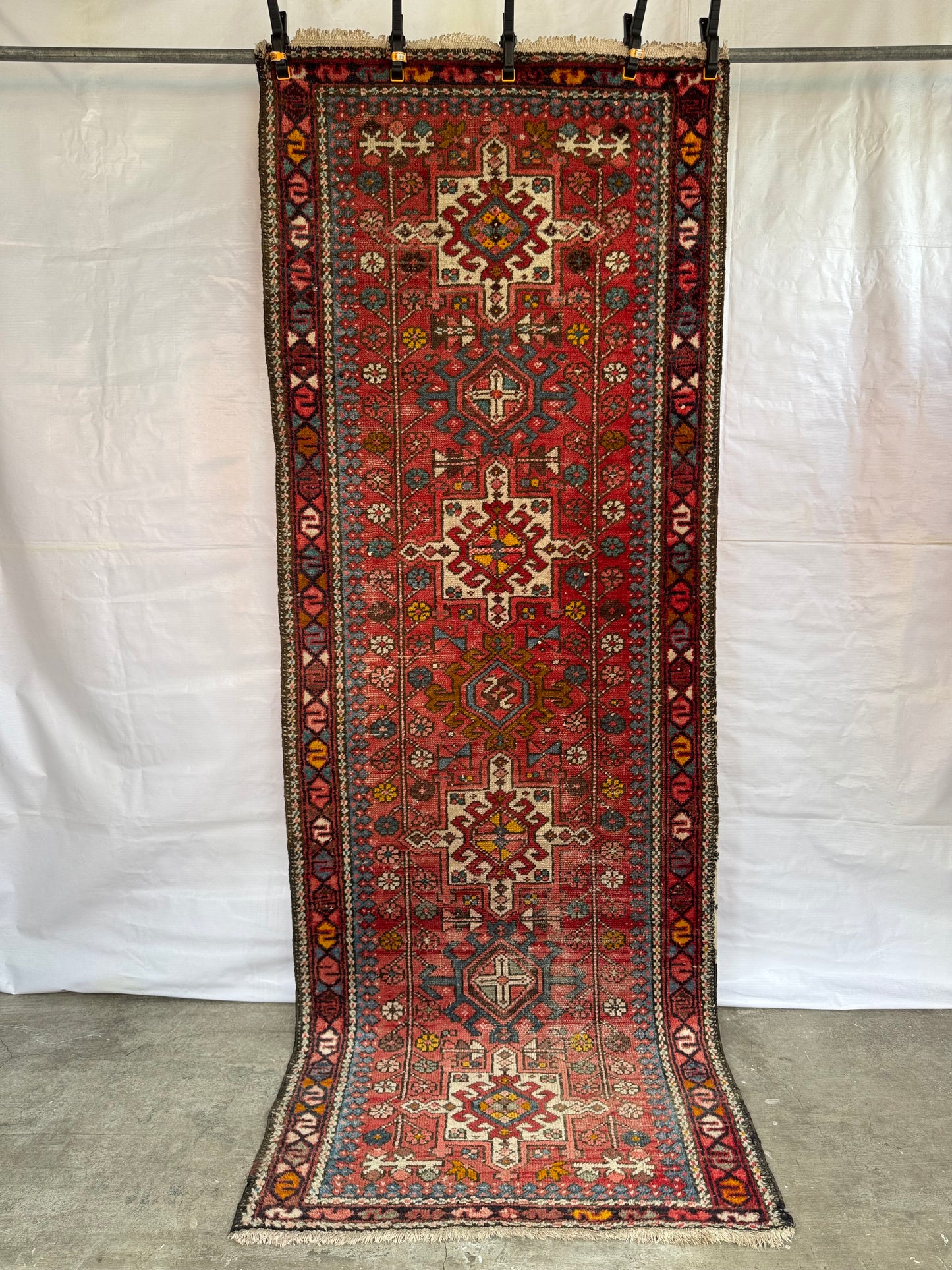 Handmade Persian Karaja Runner
270 x 98 cm | 8.9 x 3.2 ft