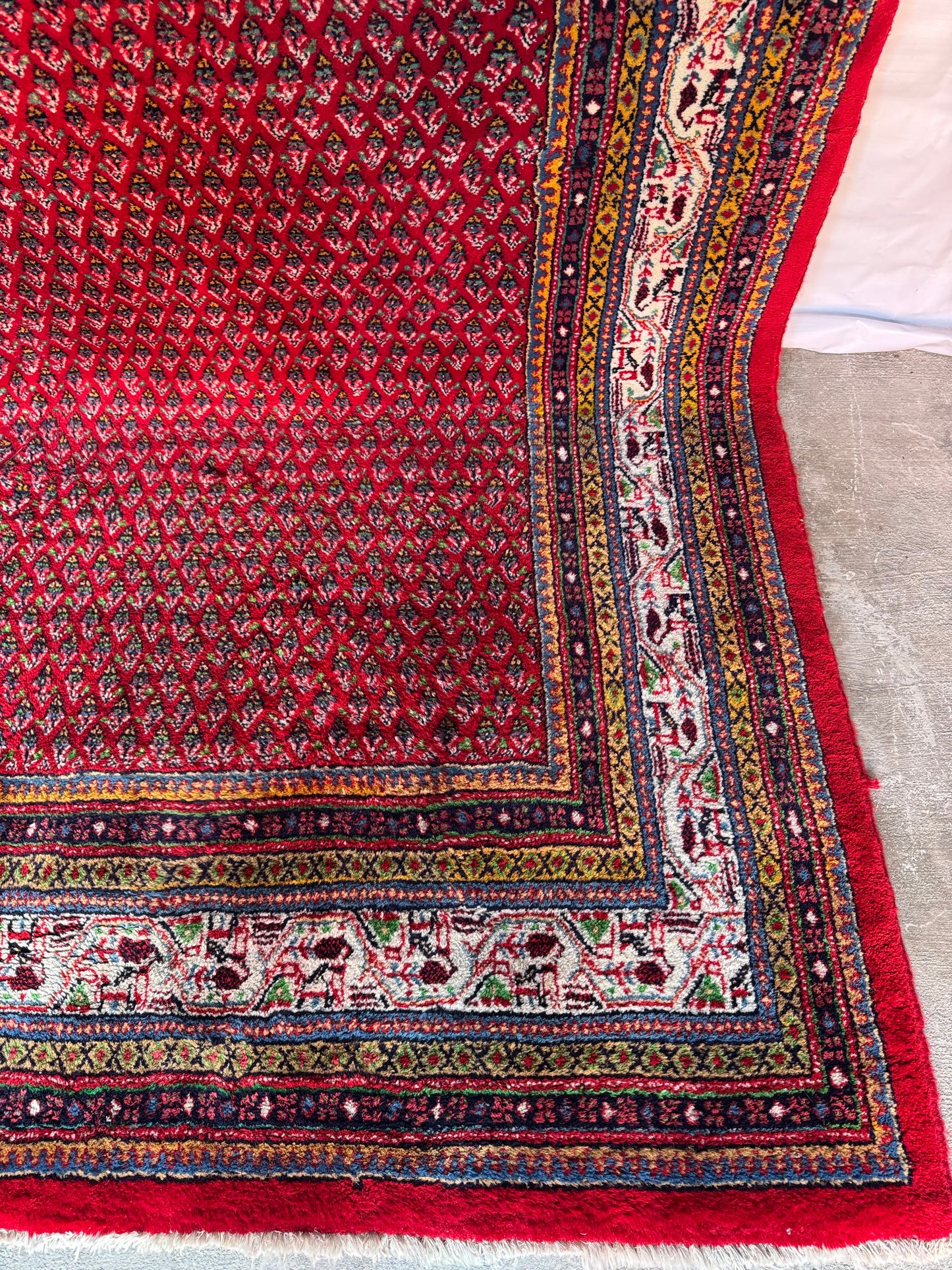 Handmade Persian Sarouk Mir 325 x 225 cm | 10.66 x 7.38 ft