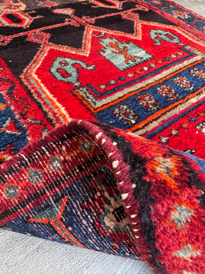 Handmade Persian Hamadan Rug
210 x 120 cm | 6.9 x 3.9 ft