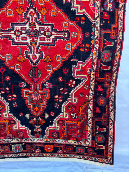 Handmade Persian Tuyserkan Rug 202 x 128 cm | 6.6 x 4.2 ft