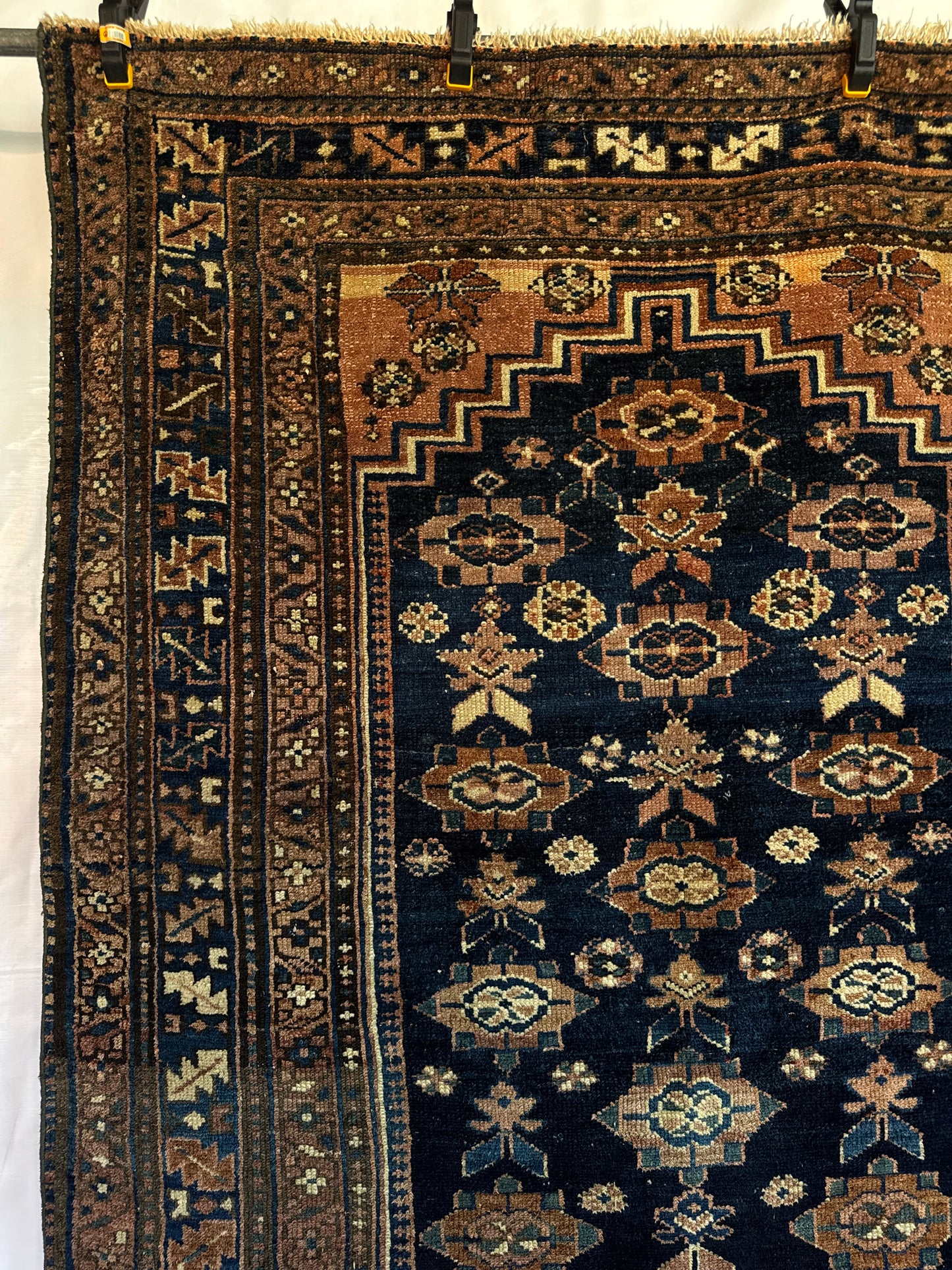 Handmade Persian Kurdish Rug 210 x 128 cm | 6.9 x 4.2 ft
