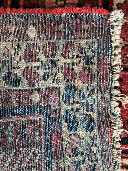 Handmade Persian Bakhtiar 197 x 136cm | 6.46 x 4.46 ft
