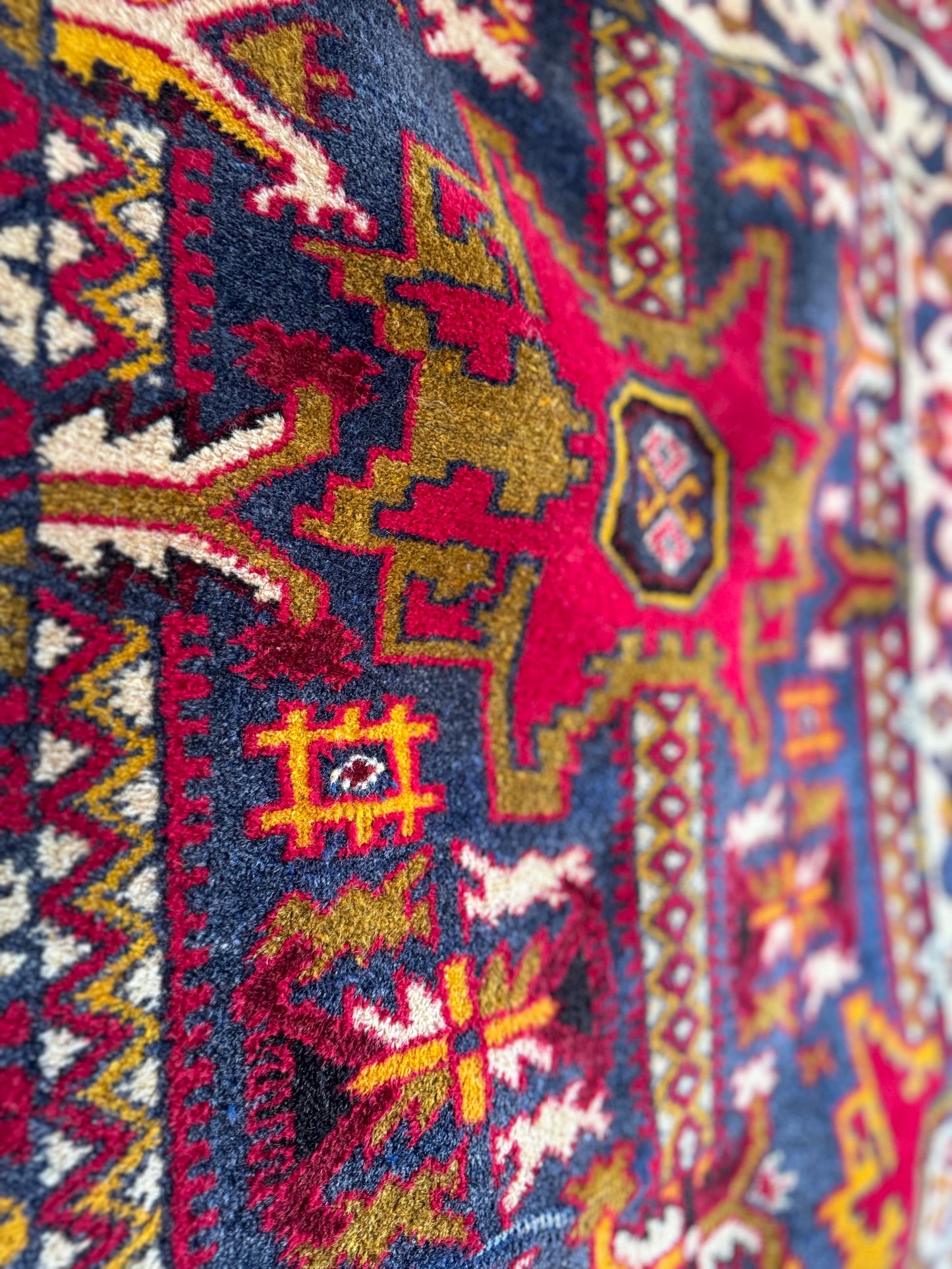 Handmade Bashir Rug 196 x 100 cm | 6.43 x 3.28 ft