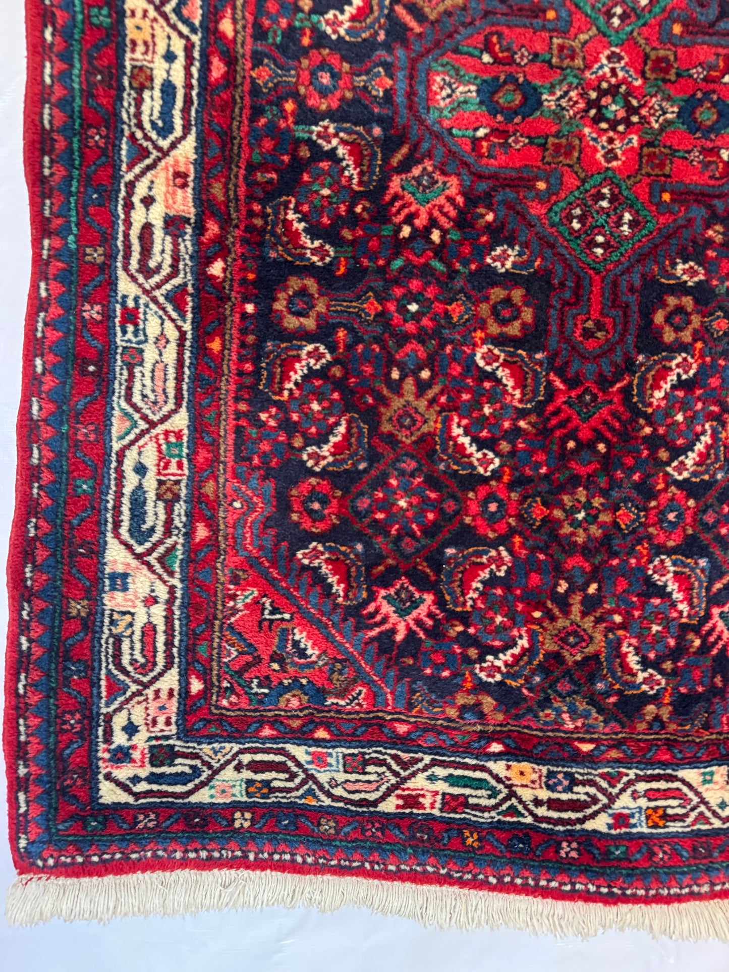 📌 RESERVED Handmade Persian Jozan Rug
145 x 100 cm | 4.76 x 3.28 ft