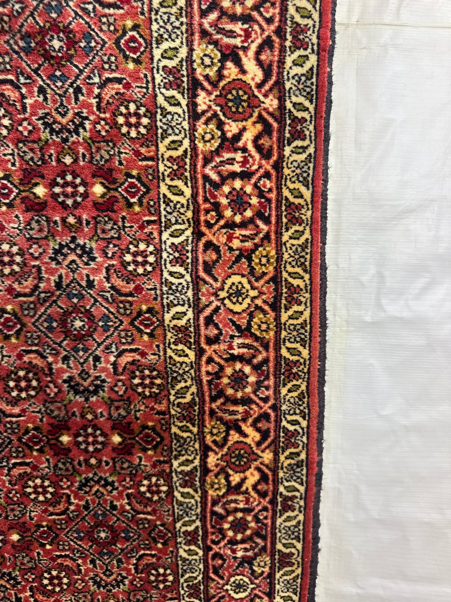 Handmade Persian Bidjar Runner 247 x 71 cm | 8.1 x 2.33 ft