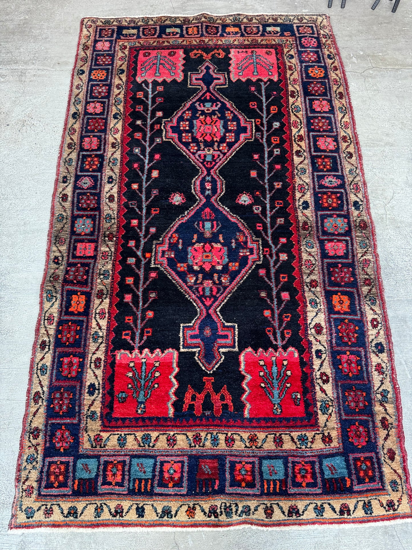 Handmade Persian Hamadan Rug 225 x 130 cm | 7.38 x 4.27 ft