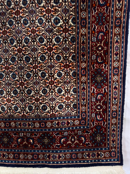 Handmade Persian Muod 155 x 105 cm | 5.1 x 3.4 ft