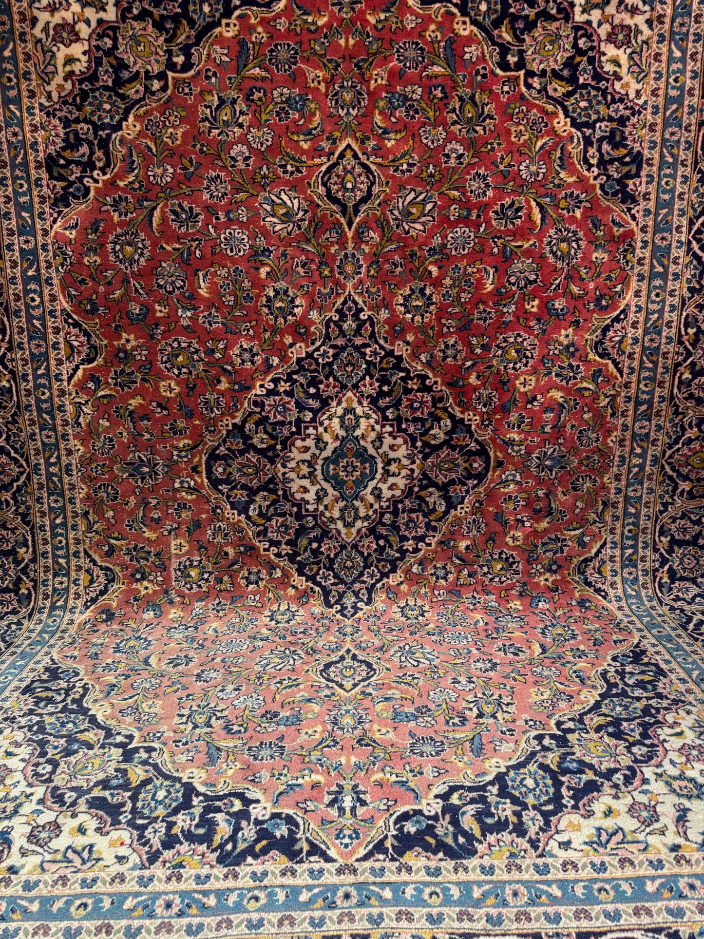 Handmade Persian Kashan Rug 344 x 243 cm | 11.3 x 8 ft