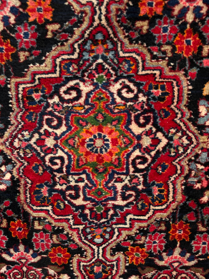 Handmade Persian Sarouk Rug 215 x 139 cm | 7.05 x 5 ft