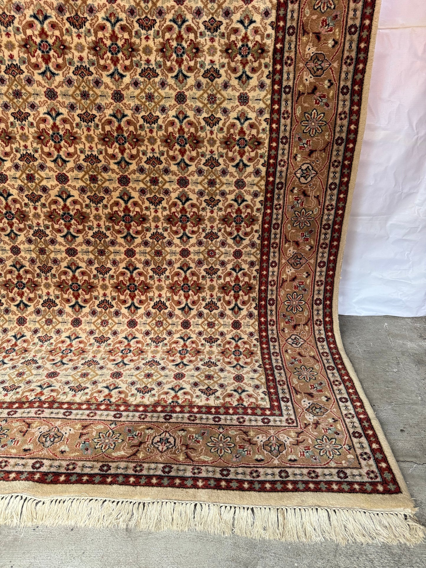Handmade Indo Bidjar Rug 
285 x 193 cm | 9.4 x 6.3 ft