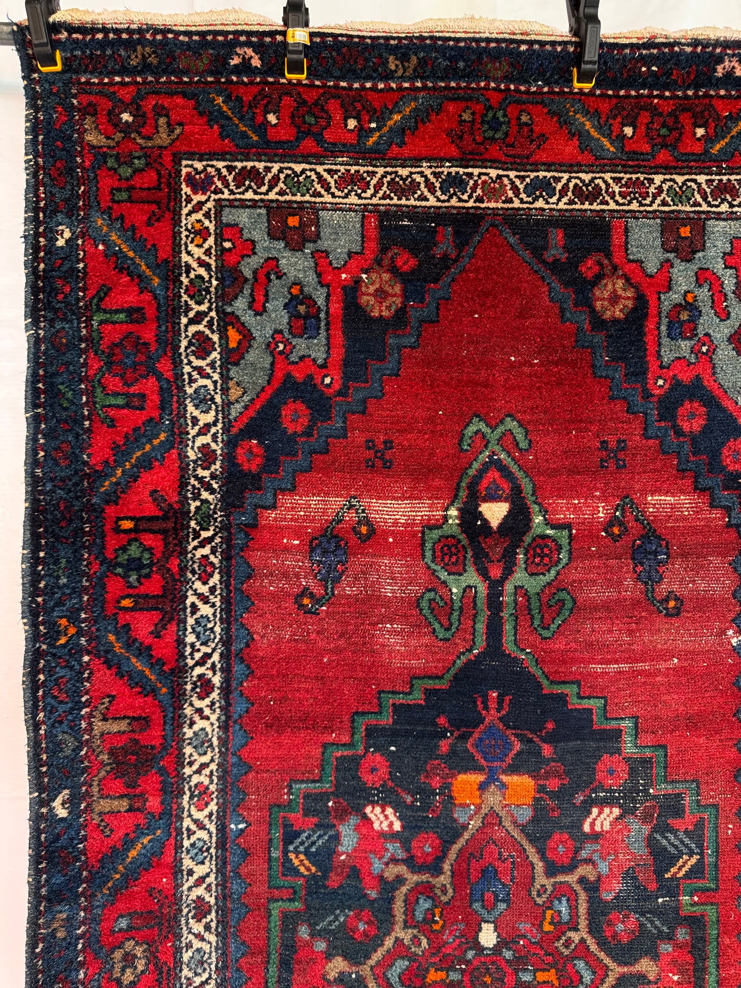 Handmade Persian Hamadan Rug
235 x 115 cm | 7.7 x 3.8 ft