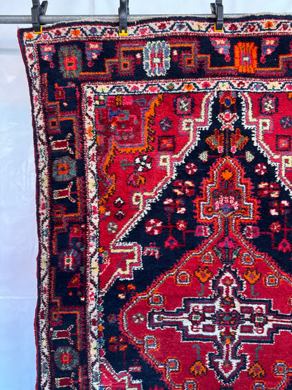 Handmade Persian Tuyserkan Rug 202 x 128 cm | 6.6 x 4.2 ft