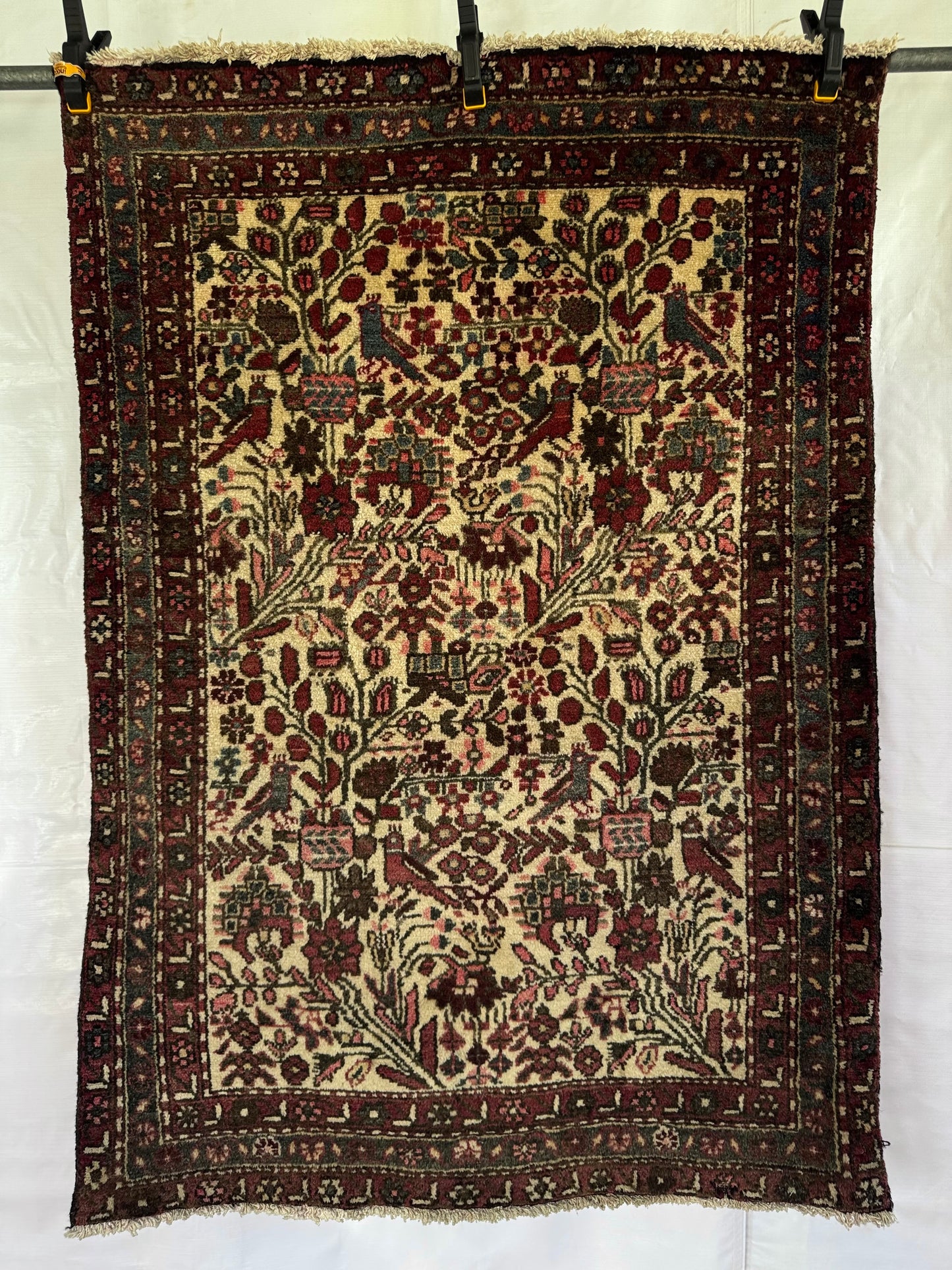 Handmade Persian Roudbar Rug
145 x 99 cm | 4.76 x 3.25 ft