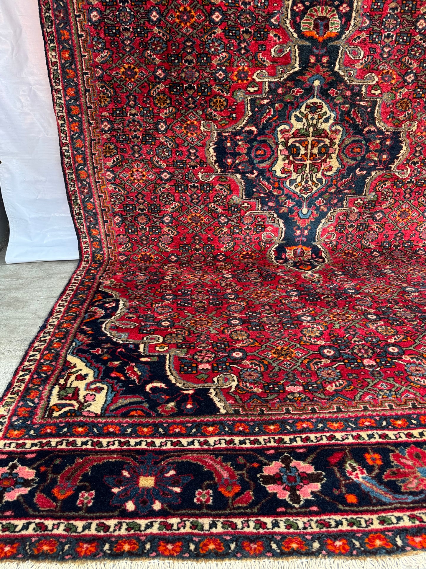 Handmade Persian Bibikabad Rug 350 x 202 cm | 11.5 x 6.63 ft