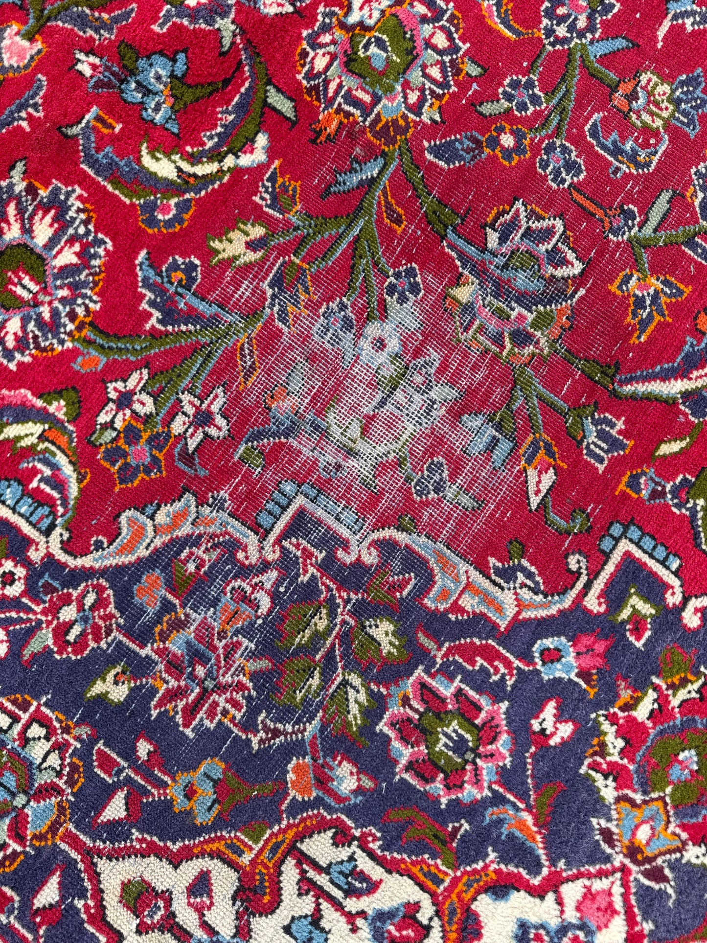 Handmade Persian Kashan Rug
415 x 295 cm | 13.6 x 9.7 ft