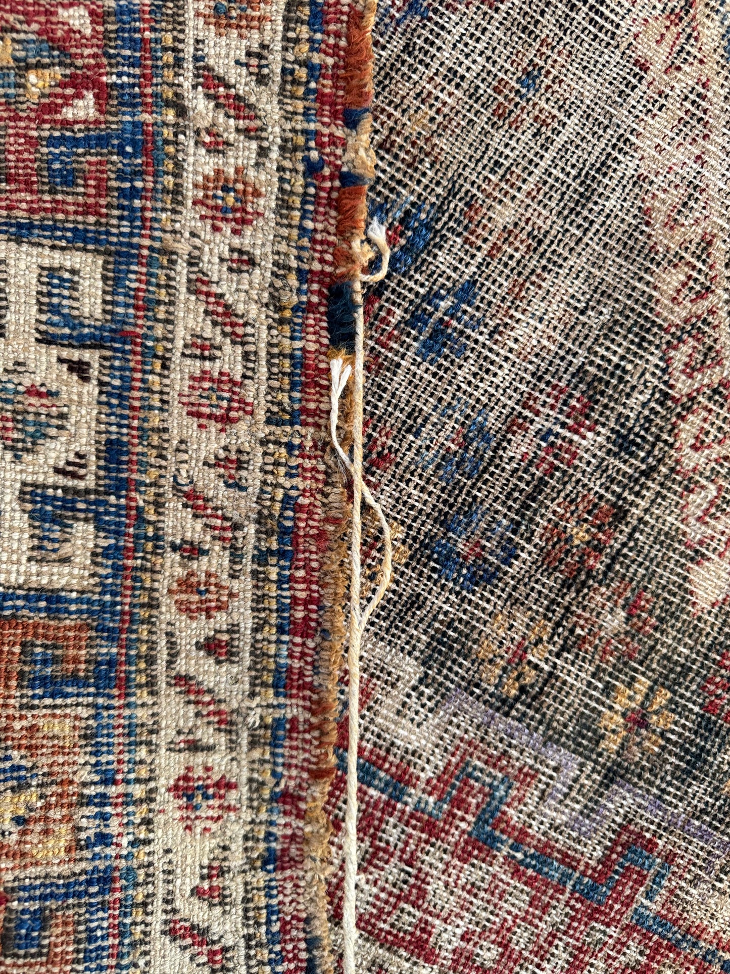 Handmade Persian Afshar 176 x 124 cm | 5.77 x 4.07 ft