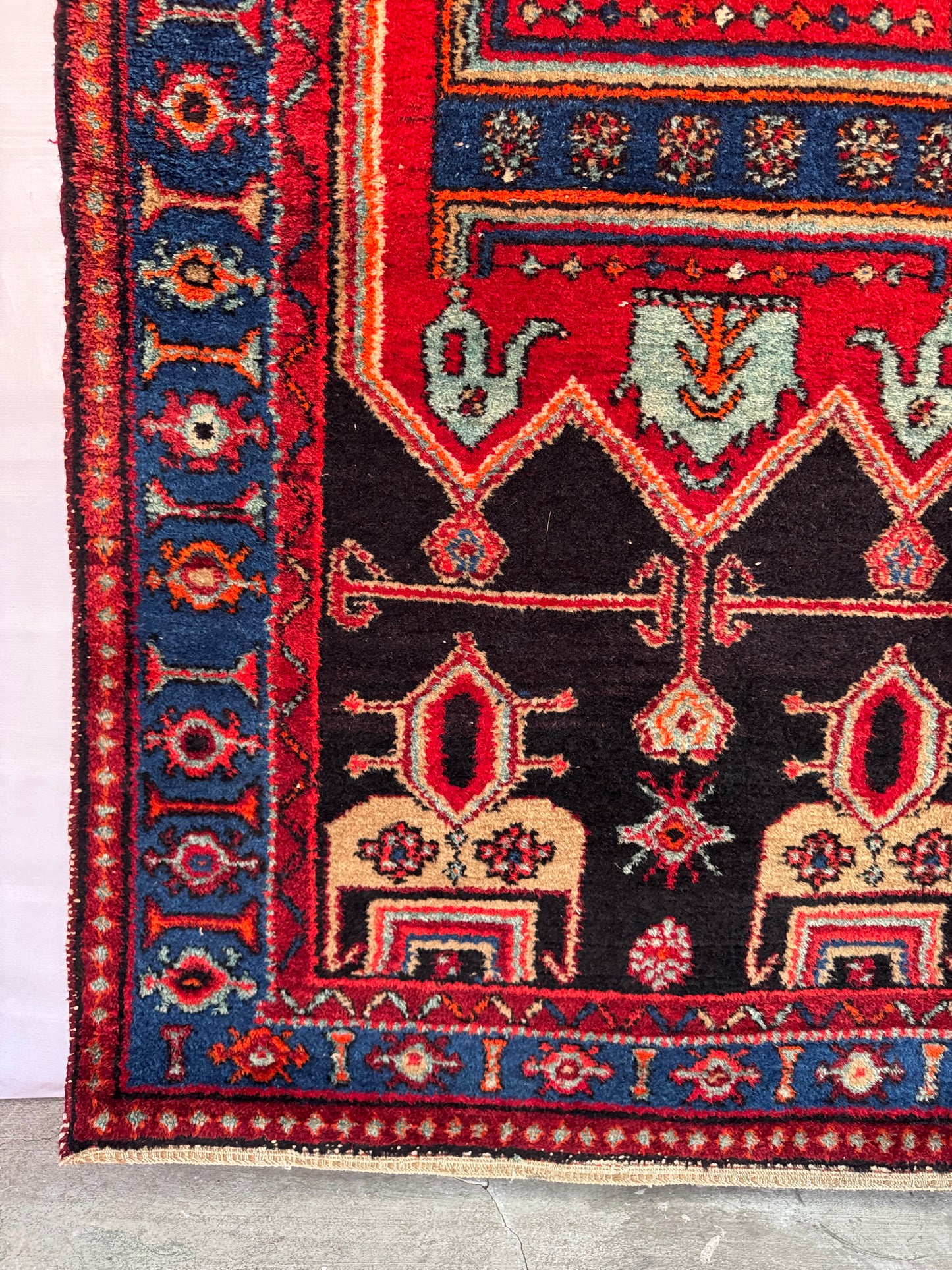 Handmade Persian Hamadan Rug
210 x 120 cm | 6.9 x 3.9 ft