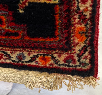 Handmade Persian Tuyserkan Rug 202 x 128 cm | 6.6 x 4.2 ft