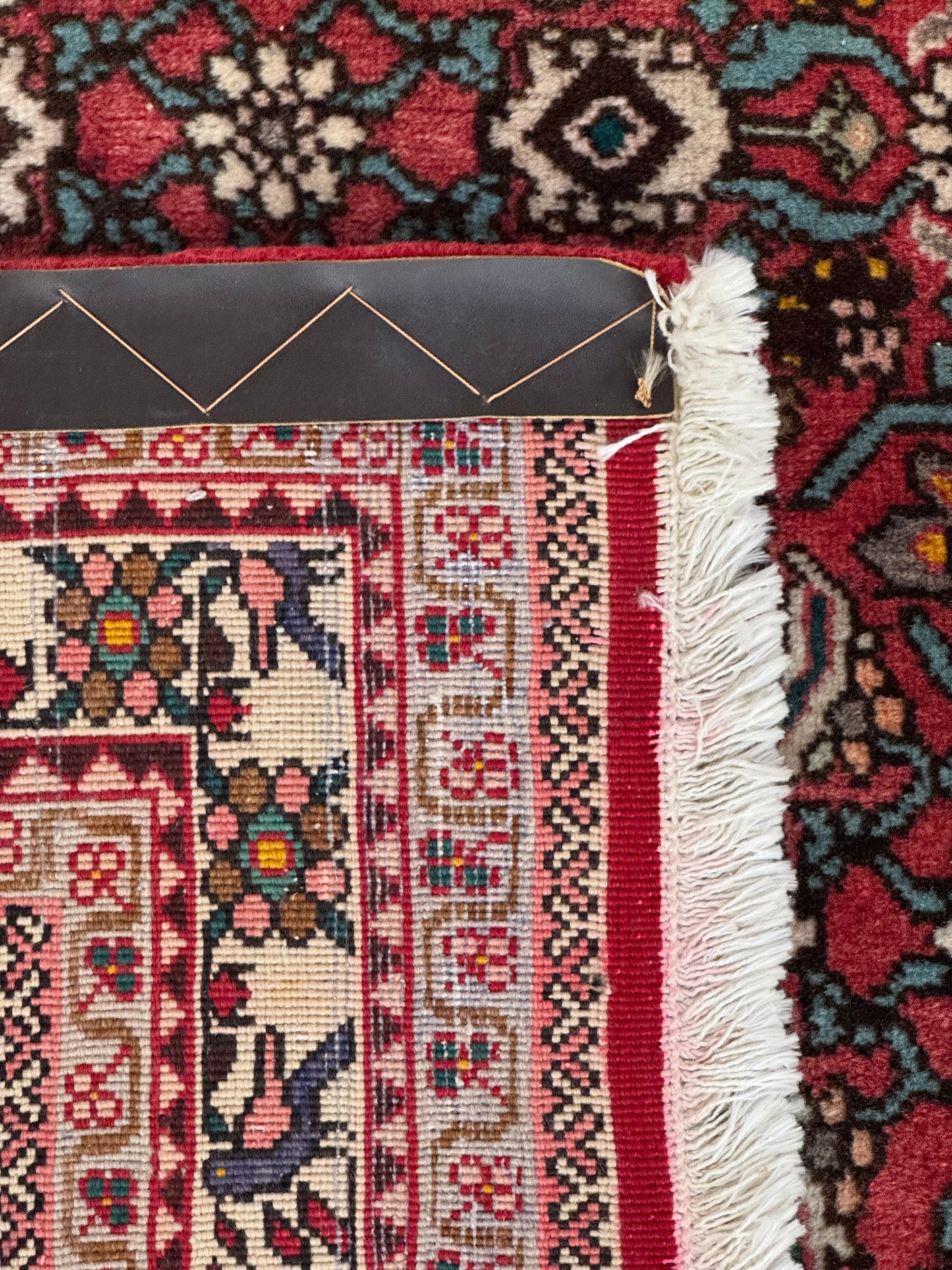Handmade Persian Bidjar 200 x 152 cm | 6.6 x 5 ft