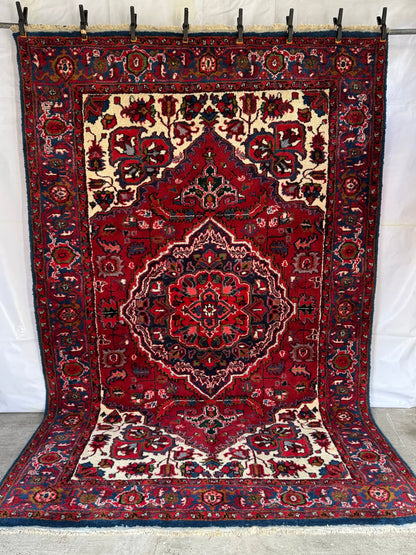 Handmade Persian Bakhtiar 300 x 190 cm | 9.84 x 6.23 ft