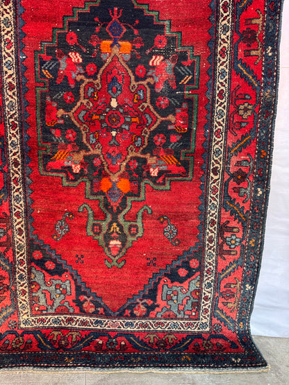Handmade Persian Hamadan Rug
235 x 115 cm | 7.7 x 3.8 ft